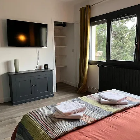 Holiday home Maison Familiale De Charme Avec Jardin Carcassonne